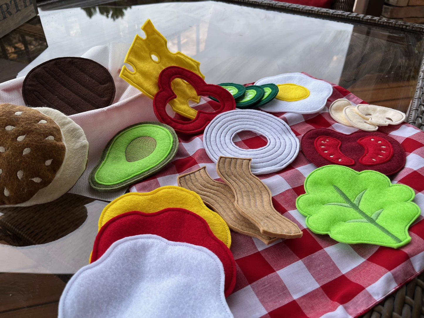 Play Food -Hamburger with Fixins